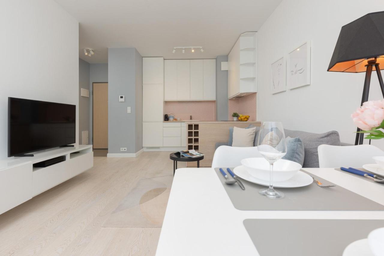 Sarmacka Apartment With Balcony Warsaw Wilanow By Noclegi Renters Экстерьер фото